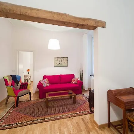 Del Filo Apartment